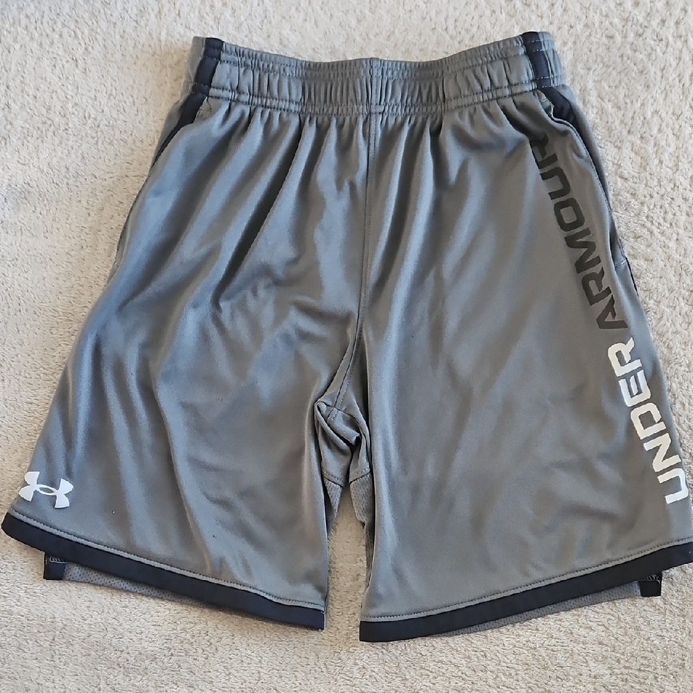 Under Armour Men's Gray Shorts